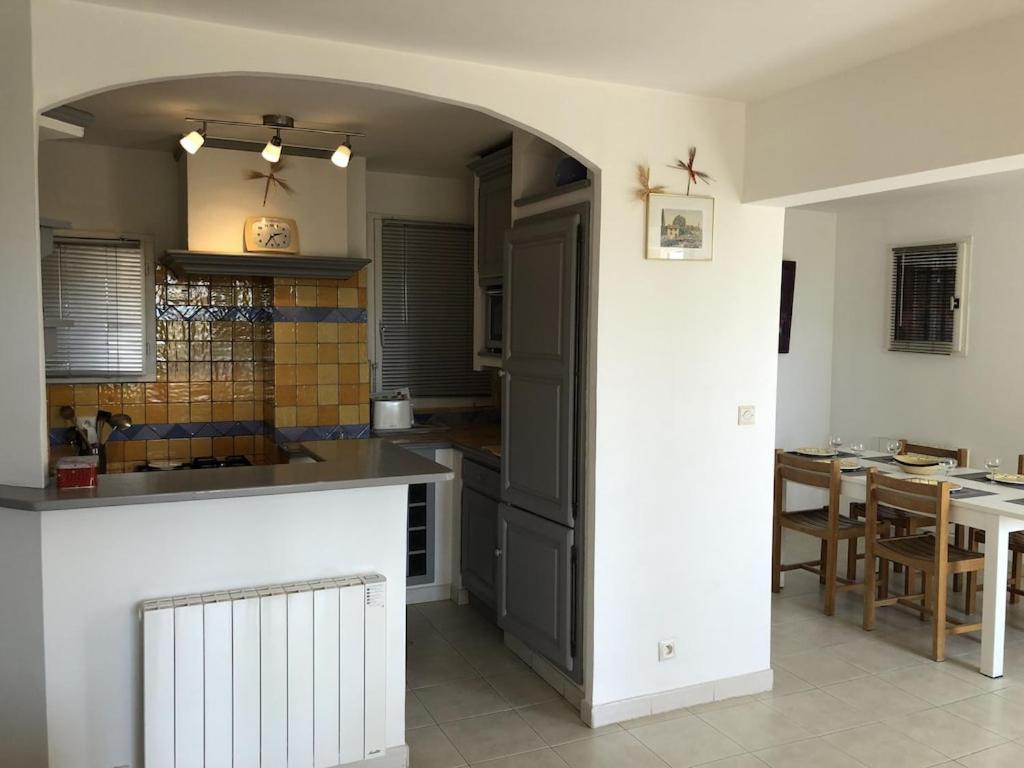 Appartement 60M2 - 2 Chambres A Une Minute Des Plages, Parking Prive 소세레팽 외부 사진