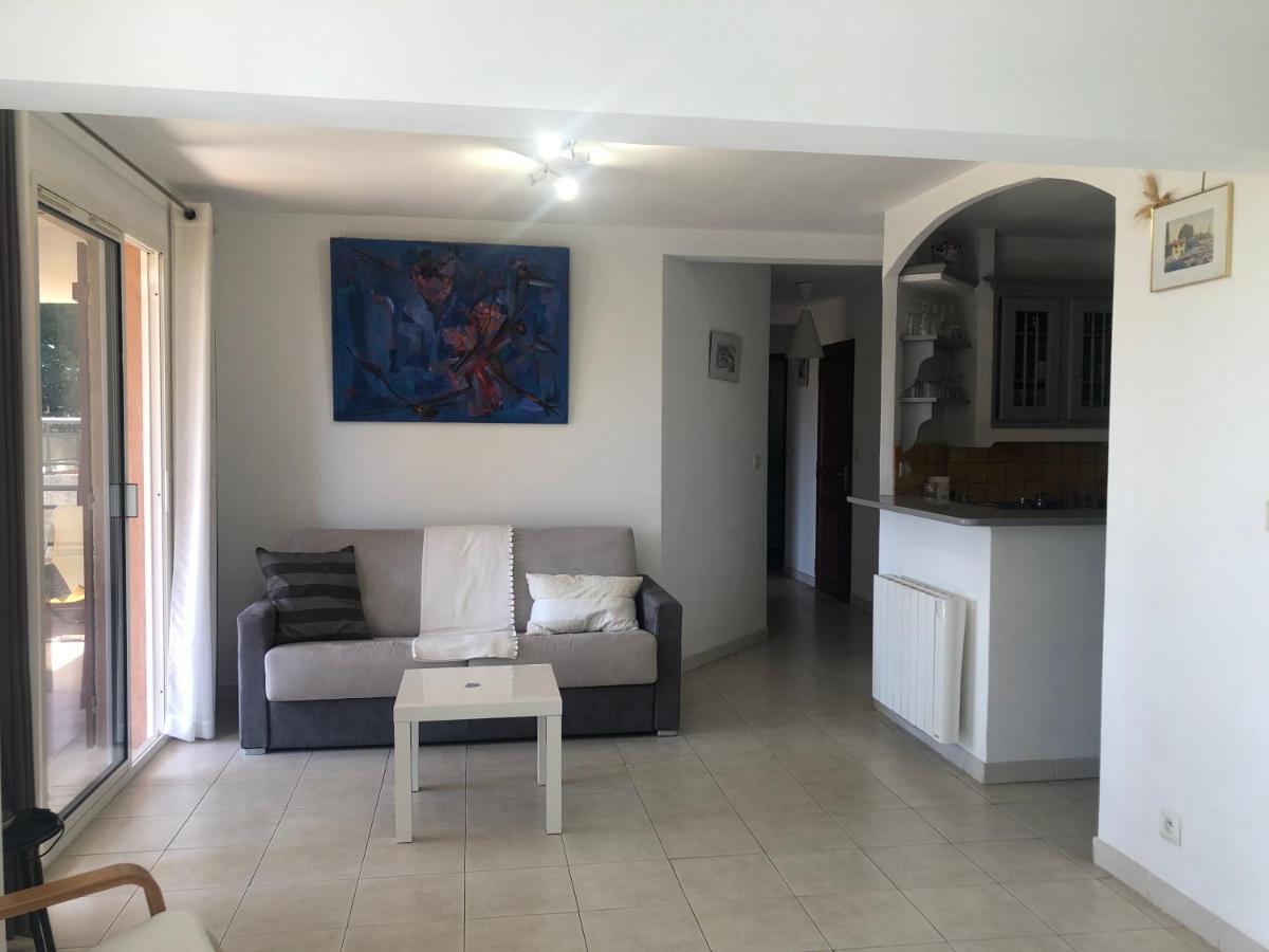 Appartement 60M2 - 2 Chambres A Une Minute Des Plages, Parking Prive 소세레팽 외부 사진