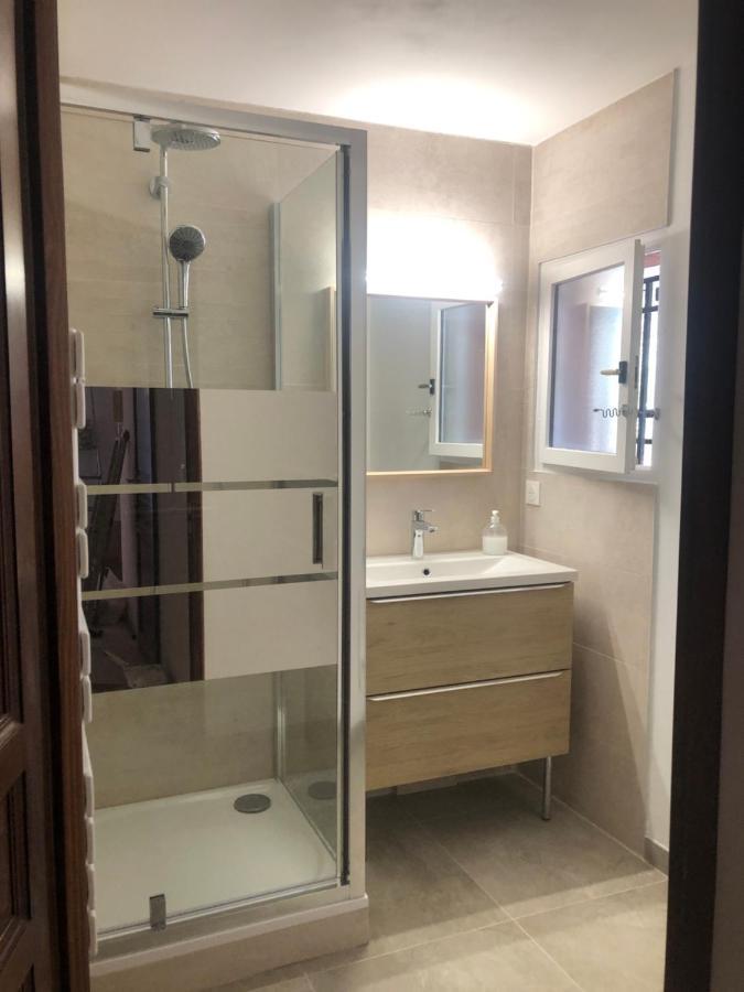 Appartement 60M2 - 2 Chambres A Une Minute Des Plages, Parking Prive 소세레팽 외부 사진