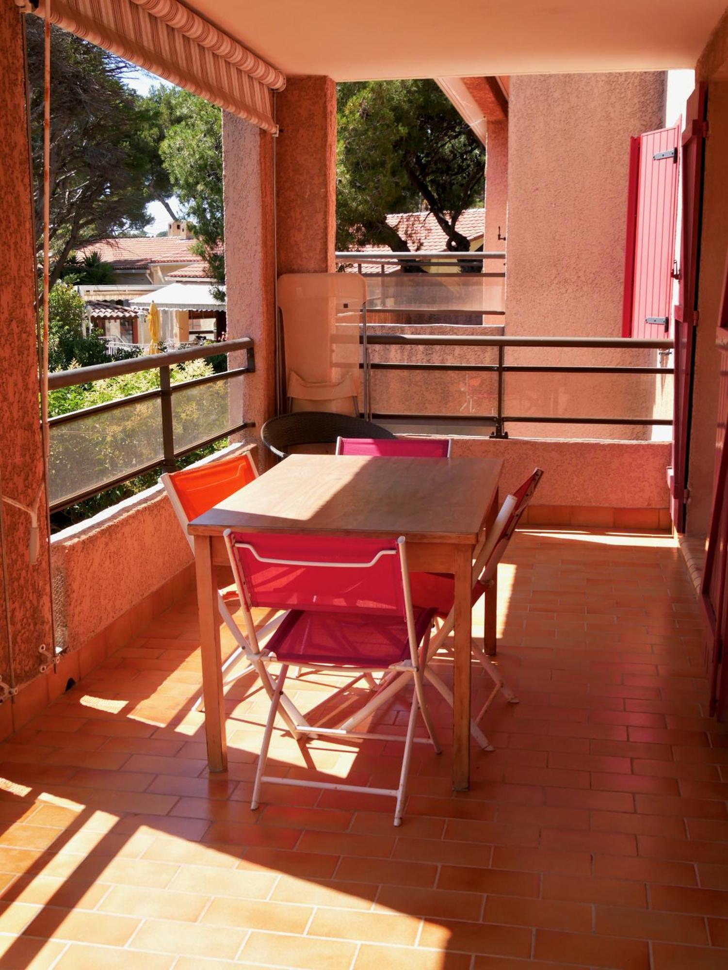 Appartement 60M2 - 2 Chambres A Une Minute Des Plages, Parking Prive 소세레팽 외부 사진
